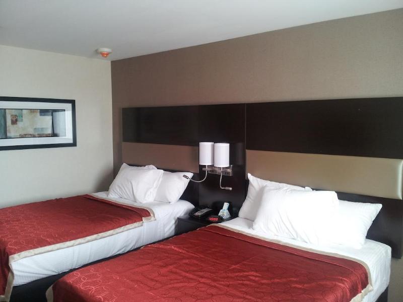 Howard Johnson By Wyndham Jamaica Ny Near Airtrain Jfk Nowy Jork Zewnętrze zdjęcie